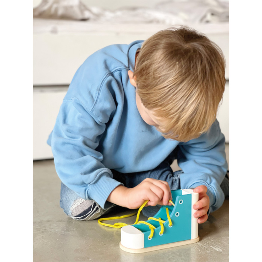 Chaussures à Lacer Éducatives en Bois - Set de 2 – Image 2